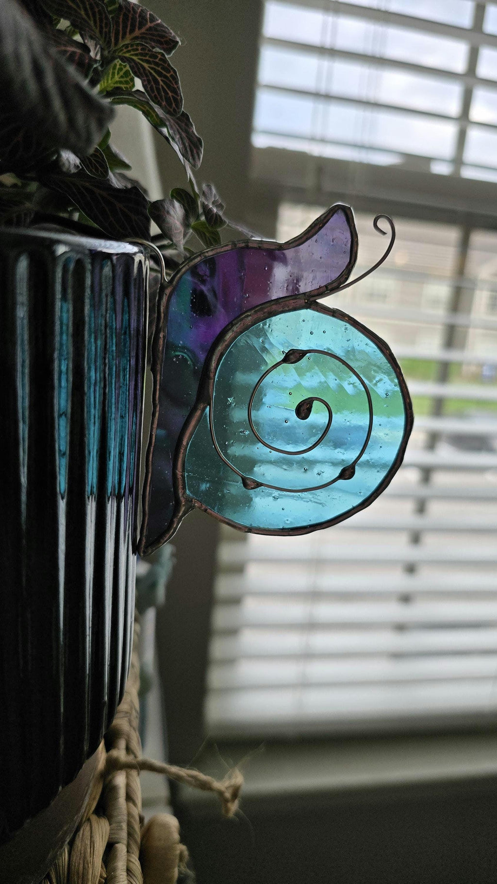 Handcrafted Stained Glass Snail Plant Charm for Indoor Plant Pot - blue/purple
